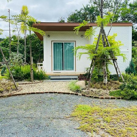 Homdoiintr Farmstay ฮ่อมดอยอินทร์ ฟาร์มสเตย์ Banhuajkeo Kültér fotó