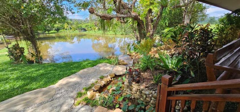Homdoiintr Farmstay ฮ่อมดอยอินทร์ ฟาร์มสเตย์ Banhuajkeo Kültér fotó