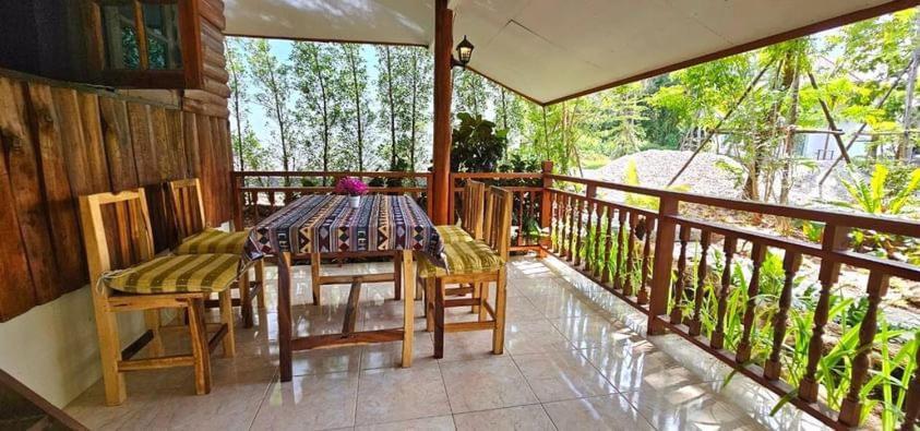 Homdoiintr Farmstay ฮ่อมดอยอินทร์ ฟาร์มสเตย์ Banhuajkeo Kültér fotó