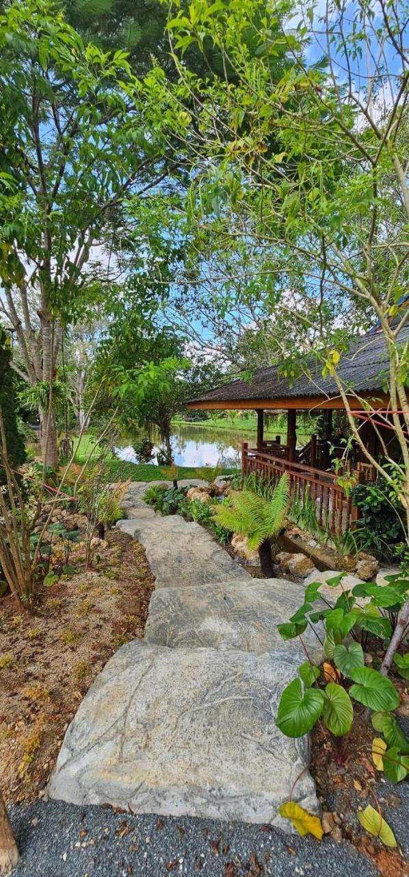 Homdoiintr Farmstay ฮ่อมดอยอินทร์ ฟาร์มสเตย์ Banhuajkeo Kültér fotó